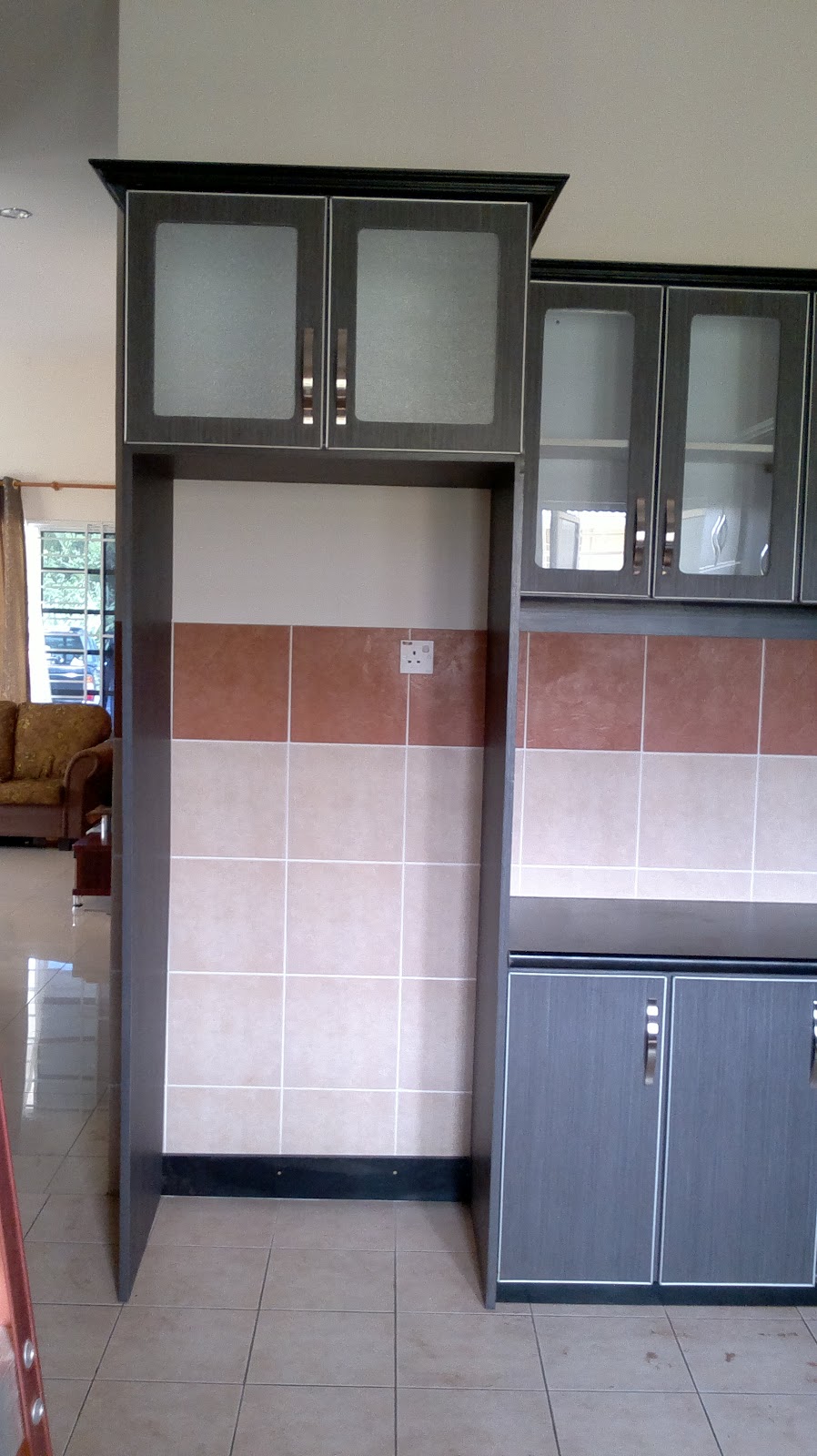 Membuat Dapur dan LainLain yang berasaskan Kayu di Kuching