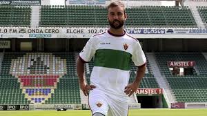 Oficial: El Elche cede a Nono al UCAM Murcia