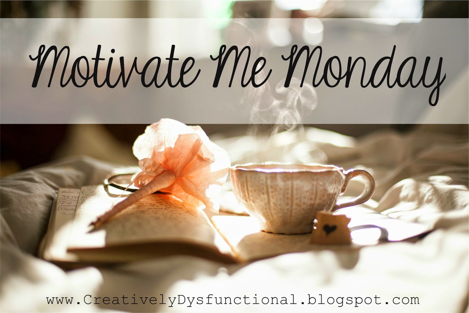 Happy monday. Hello monday. Monday morning mood. Миньон с телефоном. Миньон красивый.