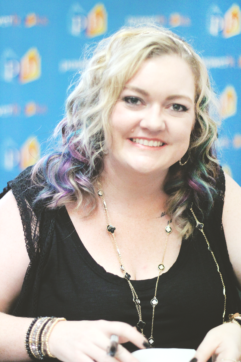 Colleen Hoover na Bienal Cantinho da Leitura