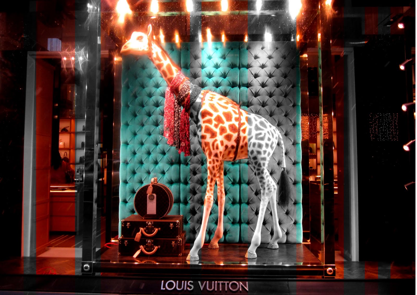 www.paulmartinsmith.com Louis Vuitton - NY Window Display
