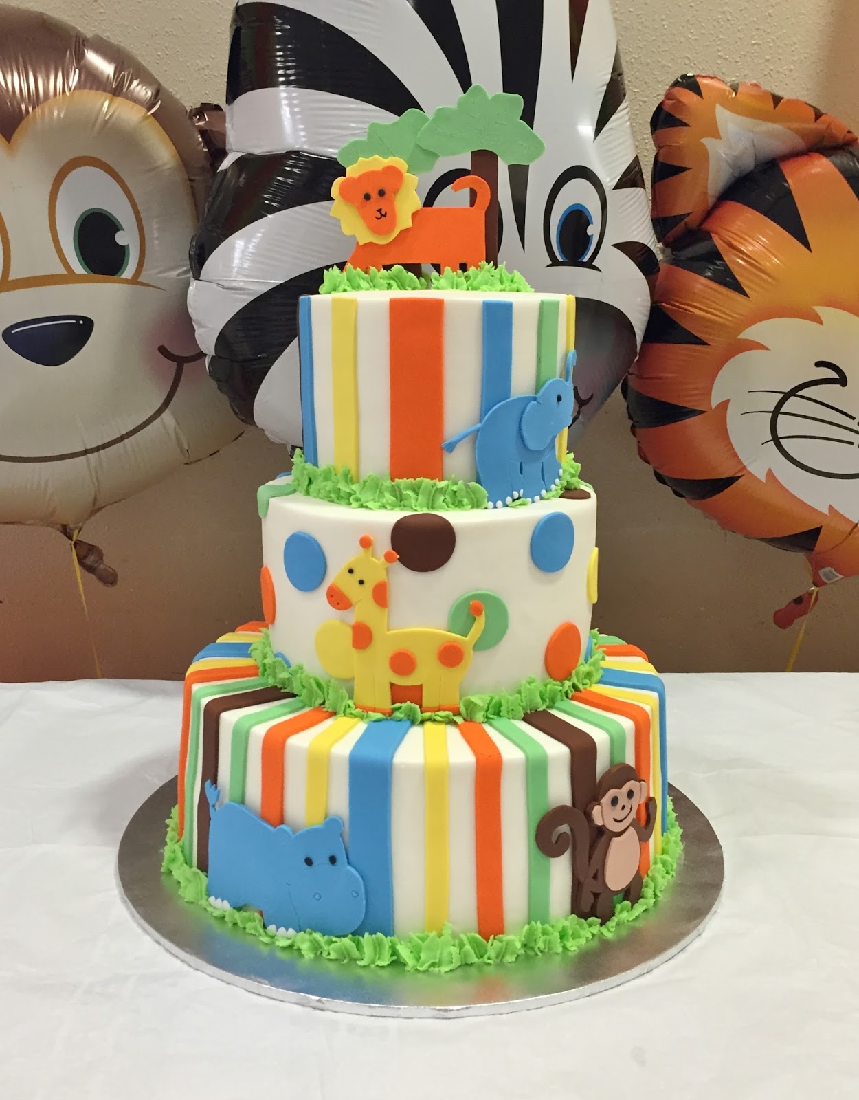 Jungle Baby Shower Cake