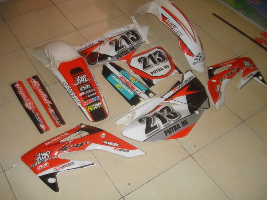 Наклейки CRF 450 DVS Shoe