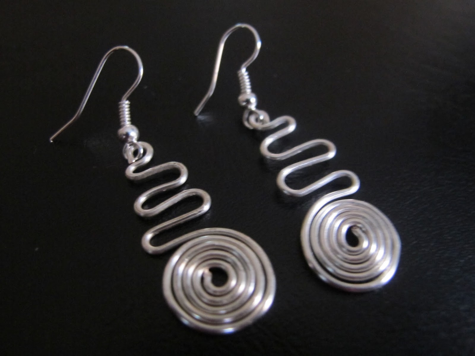 Naomi's Designs Handmade Wire Jewelry Funky silver wire wrapped