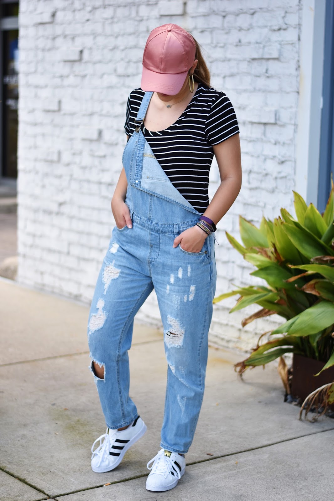 HOW TO STYLE OVERALLS 3 WAYS