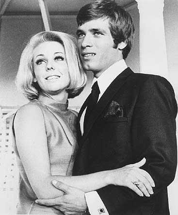 The King Sisters and kids sing 'It's Halloween' from 1965 King Family Show            