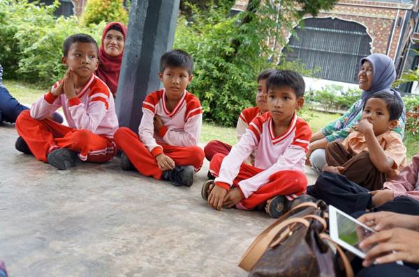 save street child padang