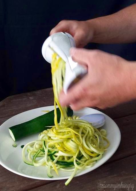 Veggetti Spiralizer Review and Giveaway!