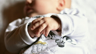 Image: Sweet Baby Hands, by CongerDesign on Pixabay