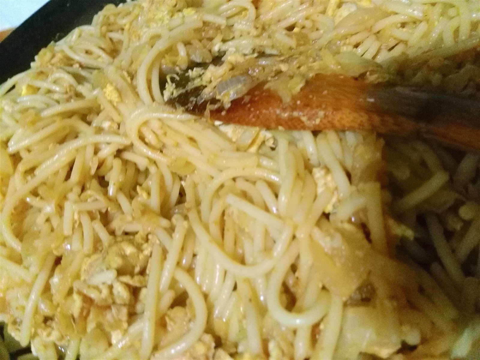 FRIED CHICKEN NOODLES (FRIED THIN SPAGHETTI) street style, without sauces