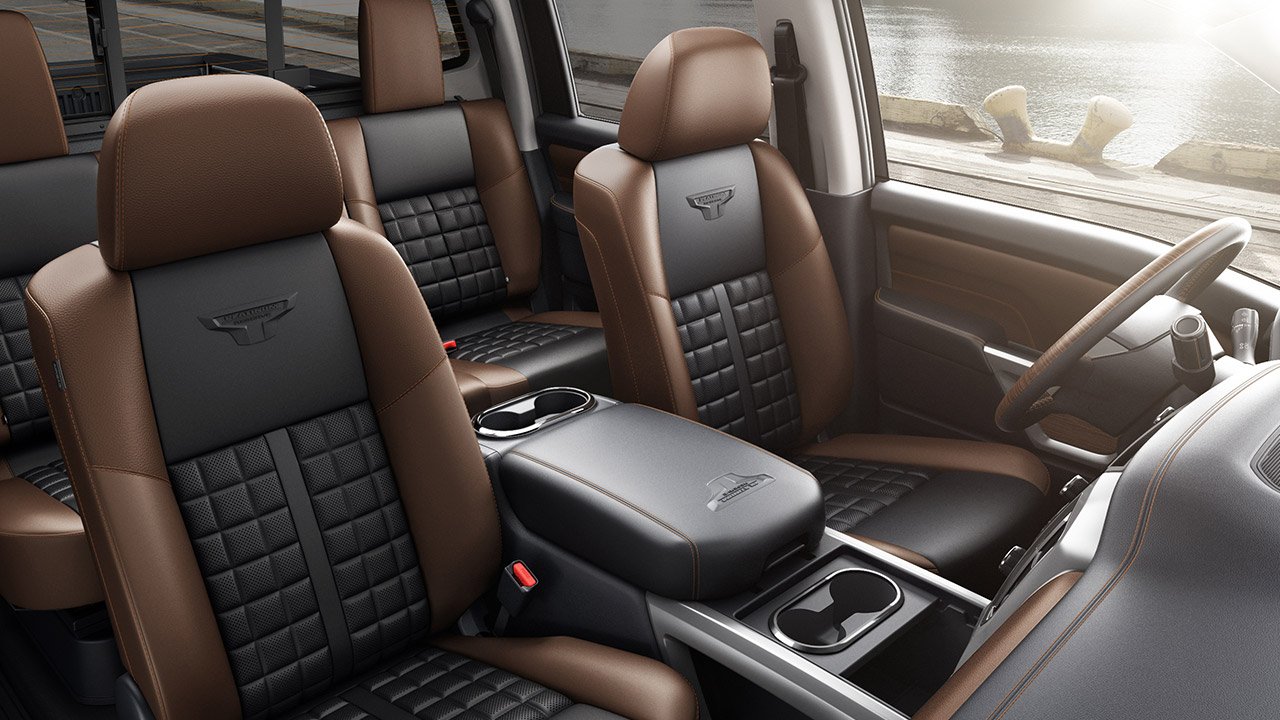 Nissan Clube A Nissan Titan por dentro