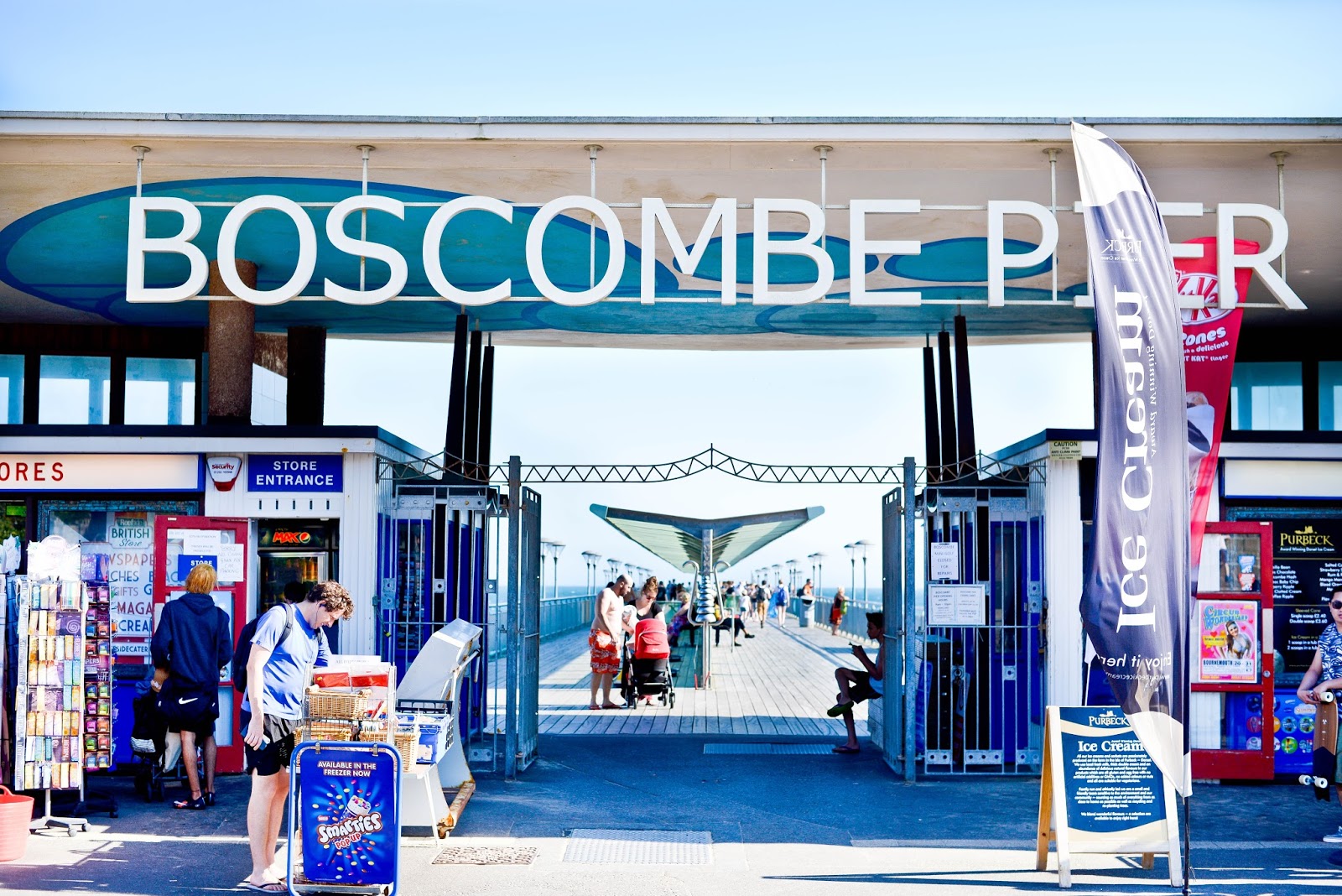 Boscombe Pier, Bournemouth, Beach UK, Sandy beach UK, family travel blog,
