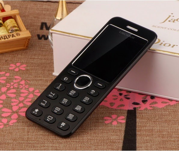 Mặt trước Vicool V2 đen