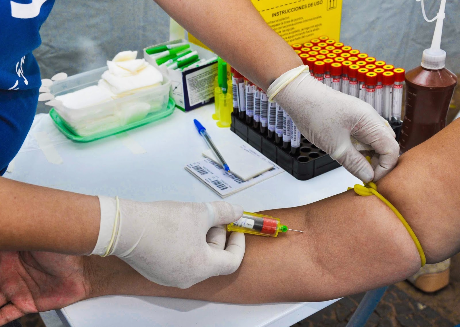 POR QUÊ FAZER O TESTE DO HIV? Unipacs POR QUÊ FAZER O TESTE DO HIV? Unipacs