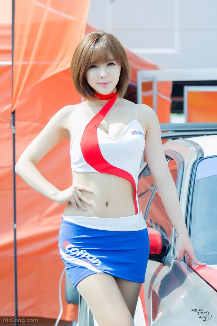 Ryu Ji Hye's beauty at the CJ Super Race event, Round 1 (35 photos)