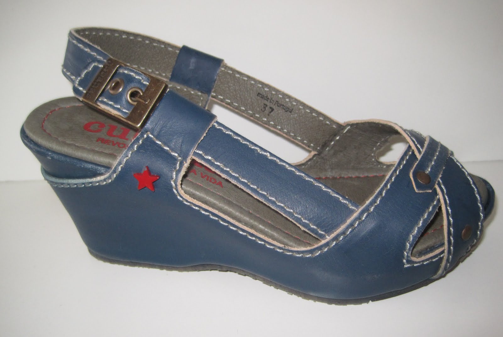Luna Blue Shoe Diaries cubanas shoes bienvenido a Luna