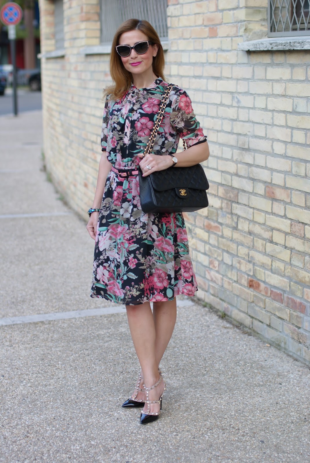 Floral bon ton dress with Valentino Rockstud heels and Chanel bag on Fashion and Cookies fashion blog, fashion blogger style