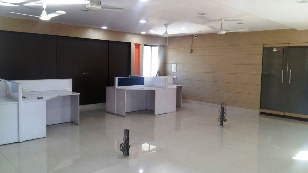 Office Space for Rent in Pune Office of 10060 sq ft for rent at Viman