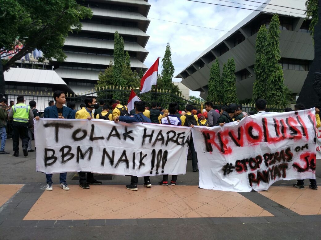 Demo 121 Bela Rakyat di Semarang Campusnesia.co.id