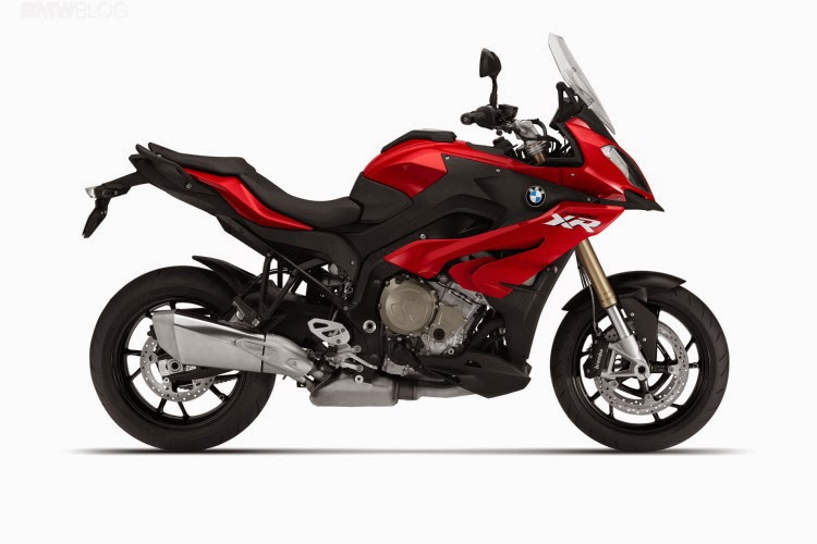 bmw s 1000 xr on road price