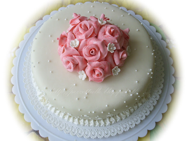 (PDZ-SAP) Torta con rose rosa marmorizzate