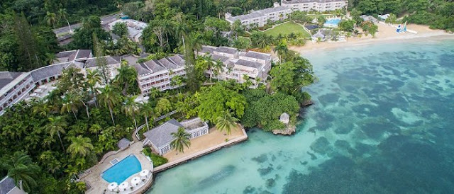 Couples Sans Souci Resort in Jamaica is all-inclusive and focuses on the understated elegance of an island escape. Book your Jamaica vacation today.