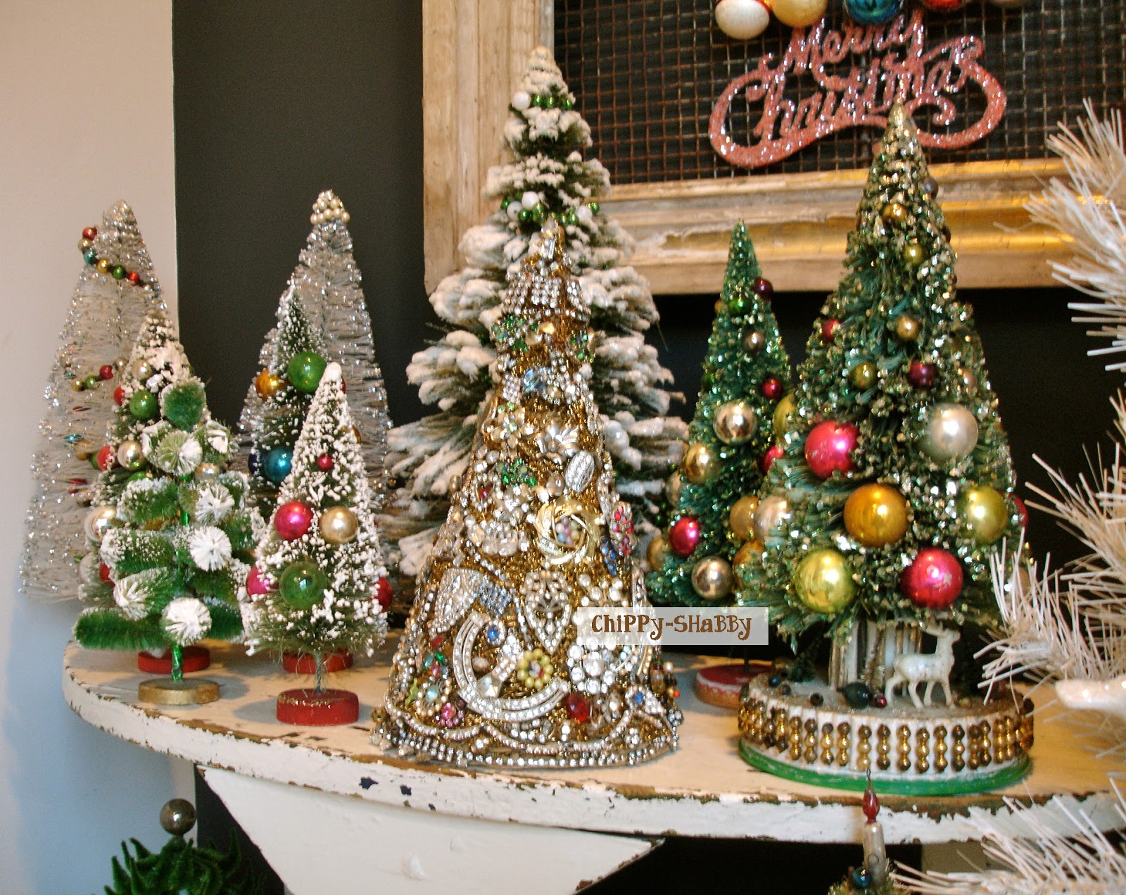 ChiPPy! SHaBBy! OMG!!! ViNtAGe Christmas Bottle Brush Trees!*!*!