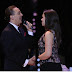 Cristian Castro pide la mano de su novia en pleno concierto