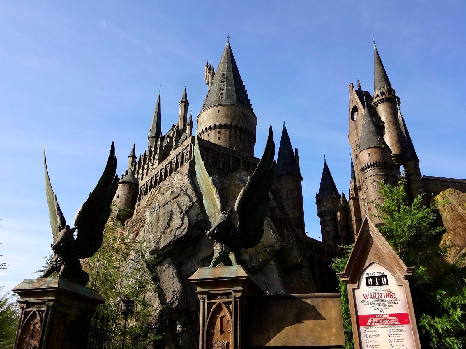 Hogwarts Castle at the Wizarding World of Harry Potter - The World of Deej