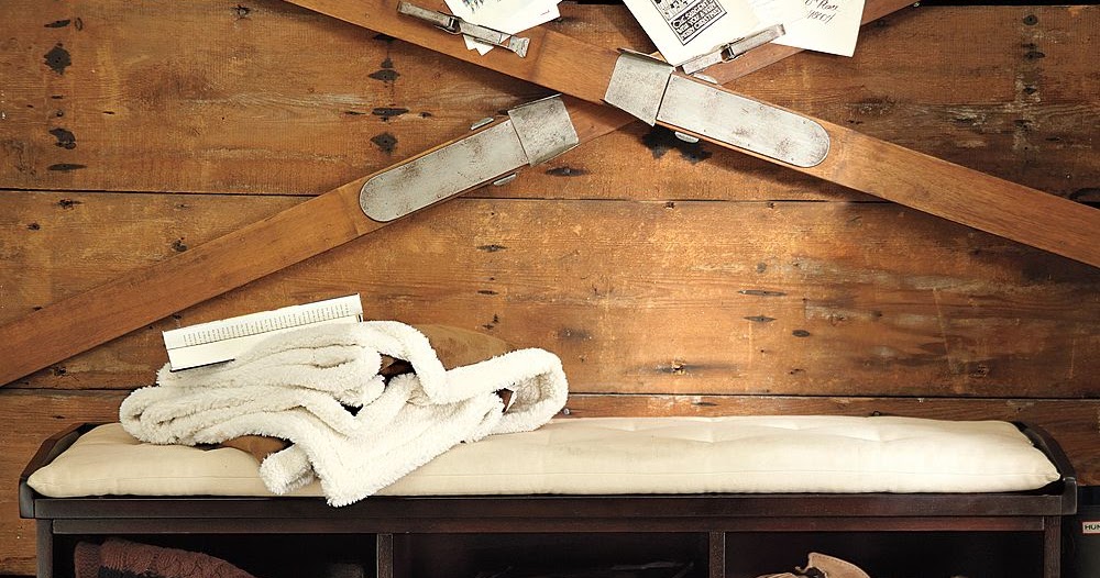 POTTERY BARN INSPIRED DIY ENTRYWAY BENCH