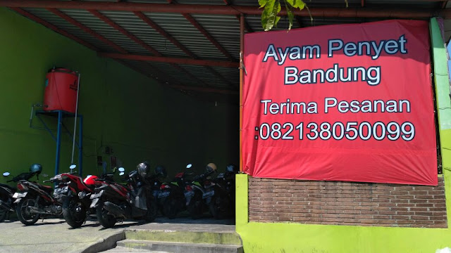 Ayam Penyet Bandung
