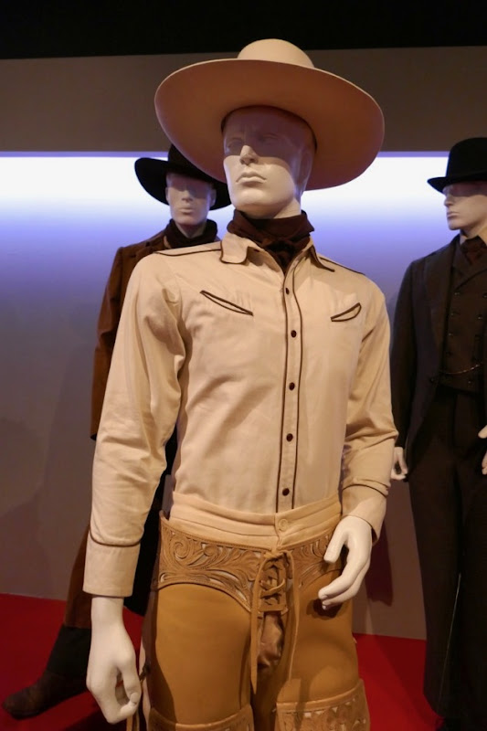 Hollywood Movie Costumes and Props Oscarnominated film costumes from