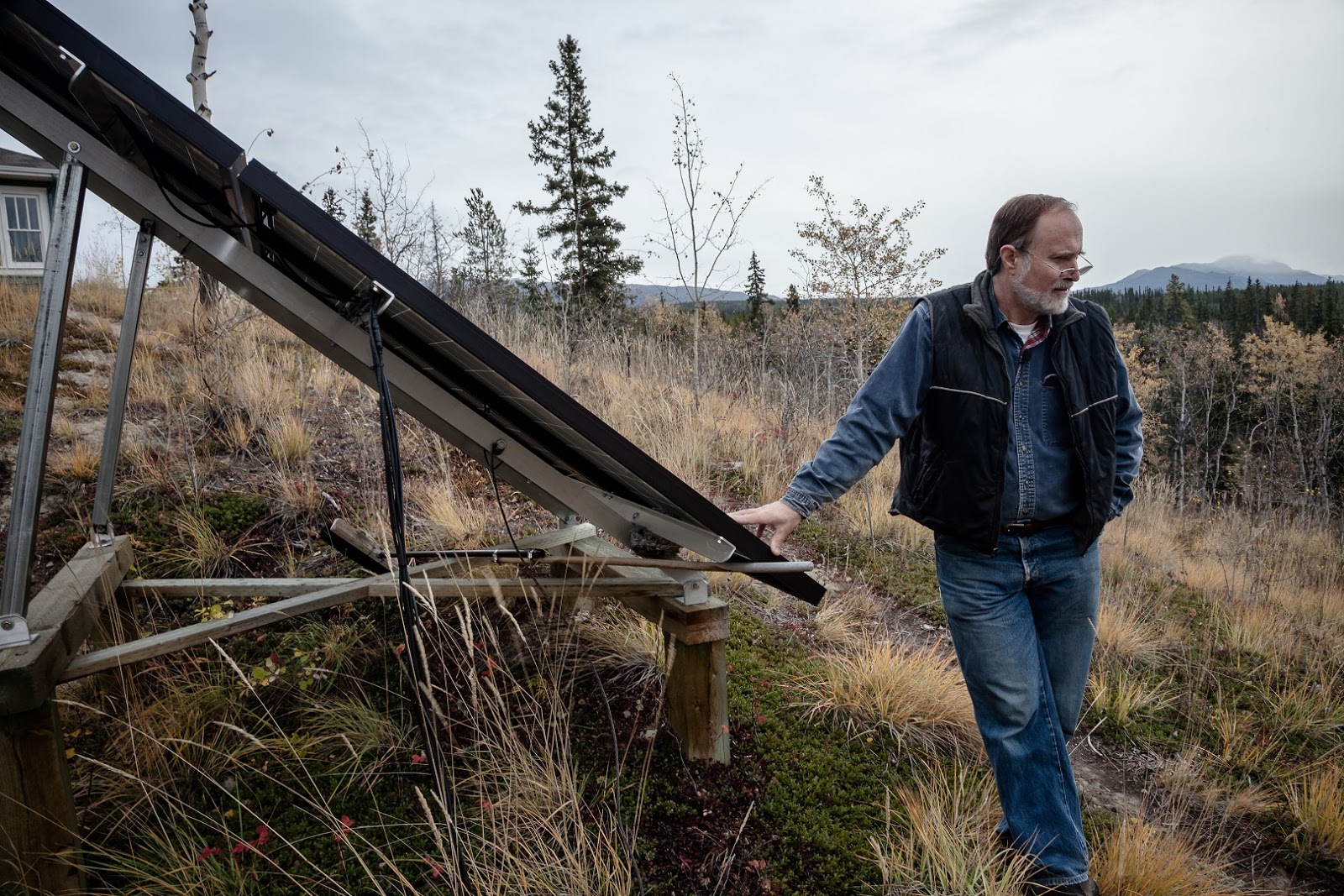 At Darren's World of Entertainment Life Off Grid Film Review