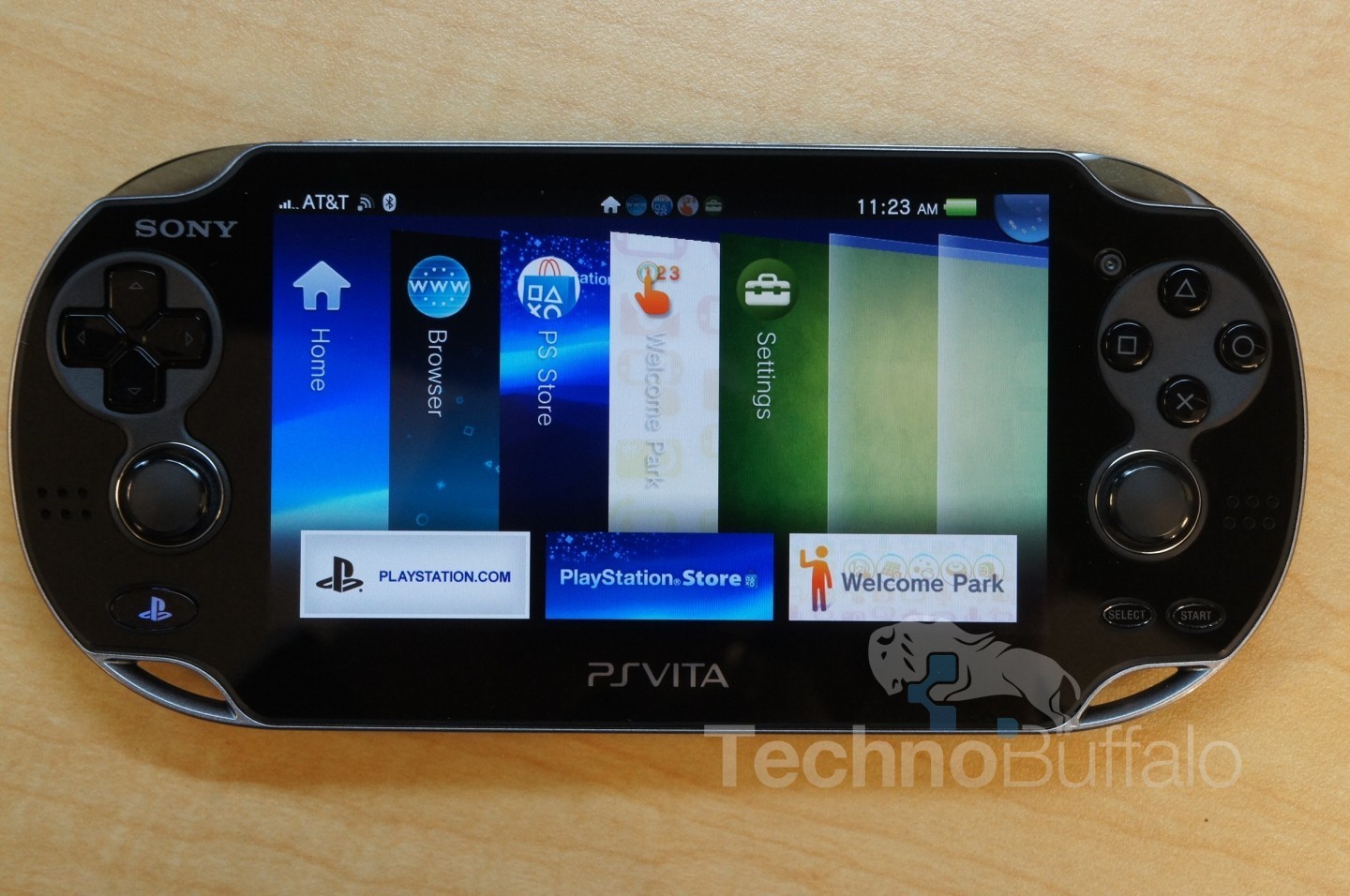 Включи 3 g. Sony PS Vita 3g WIFI. PS Vita 3g отличия. Sony PS Vita блок питания. Smart as PS Vita.