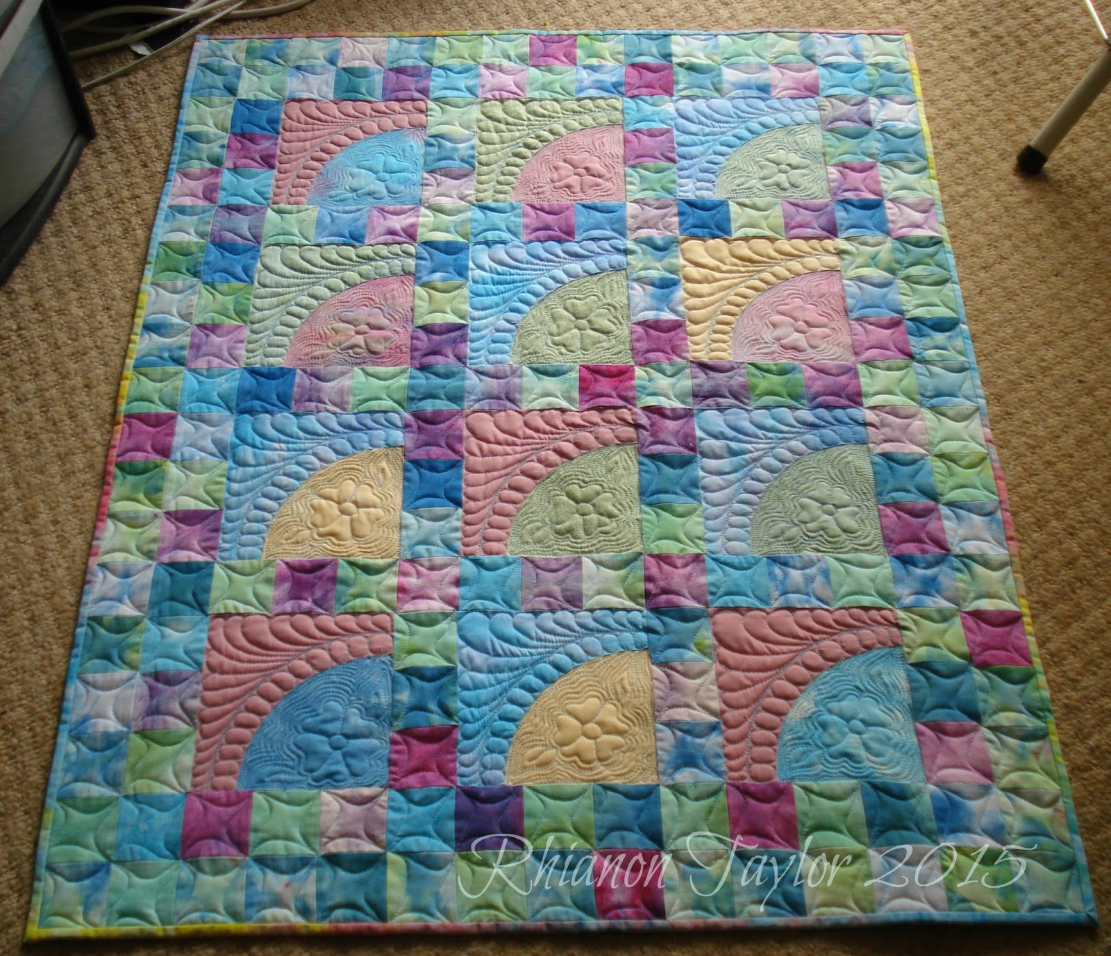 The Nifty Stitcher Pastel Baby Quilt