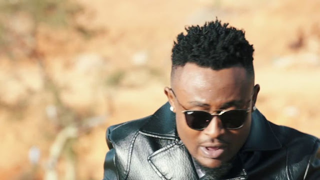 Moni Centrozone - Mtiti Video Moni Centrozone - Mtiti