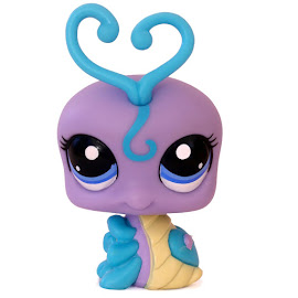 Littlest Pet Shop 3-pack Scenery Lovebug (#1918) Pet