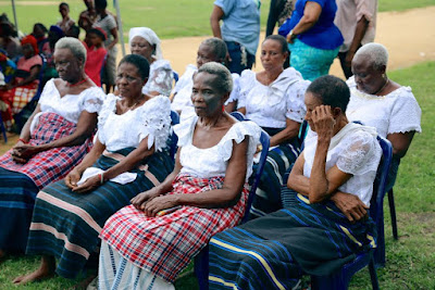 High Chief Ateke Tom celebrated his birthday with 500 widows (photos)