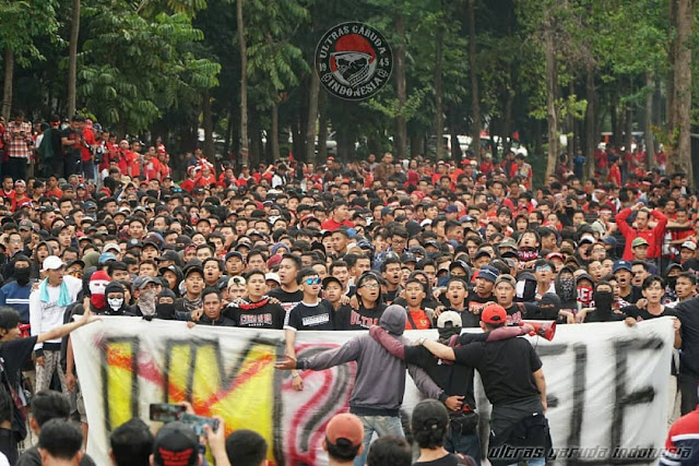  Ultras  Garuda Indonesia Indonesia vs Malaysia 5 09 