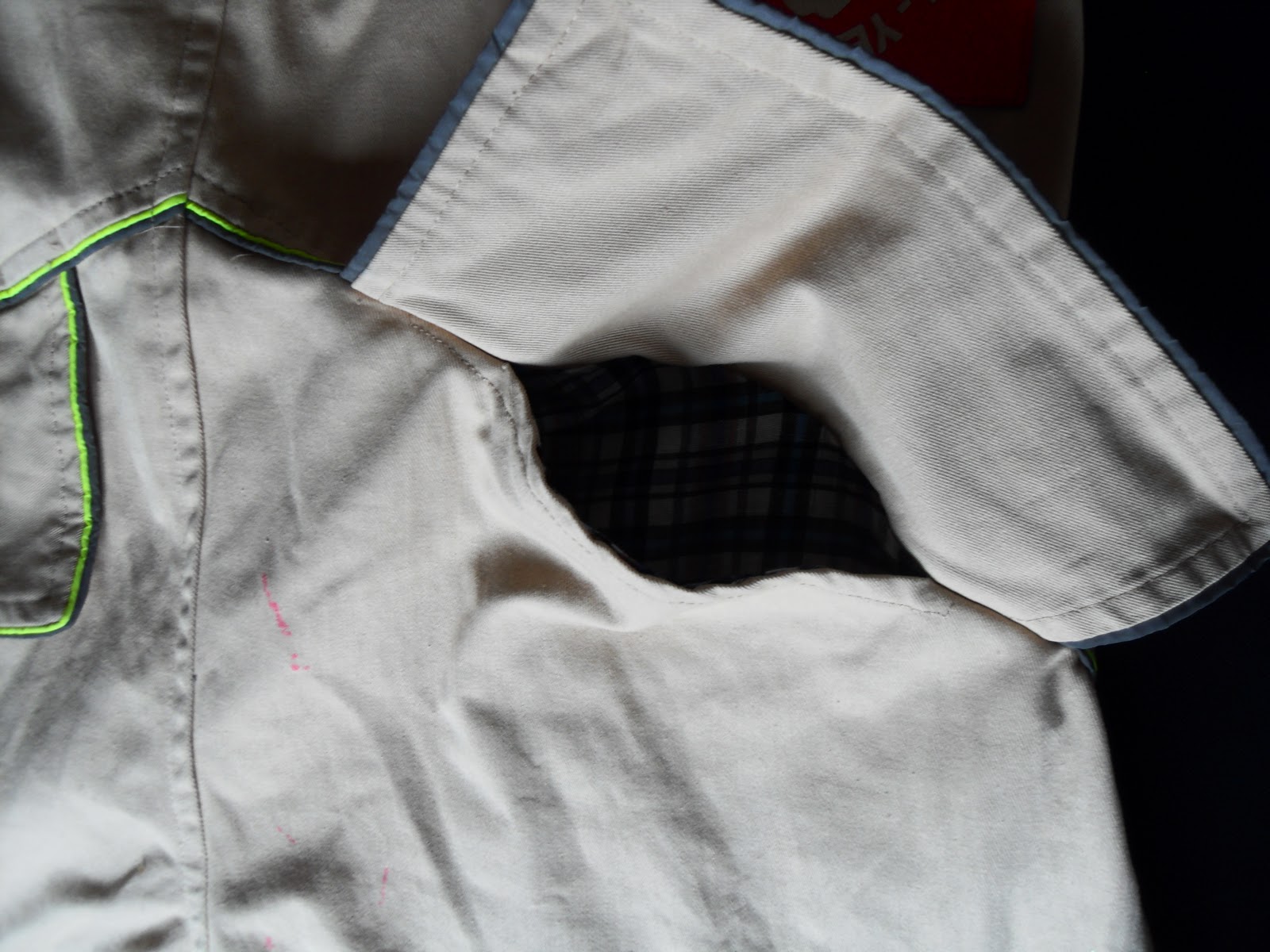 Explore Materials Garment Details Pockets