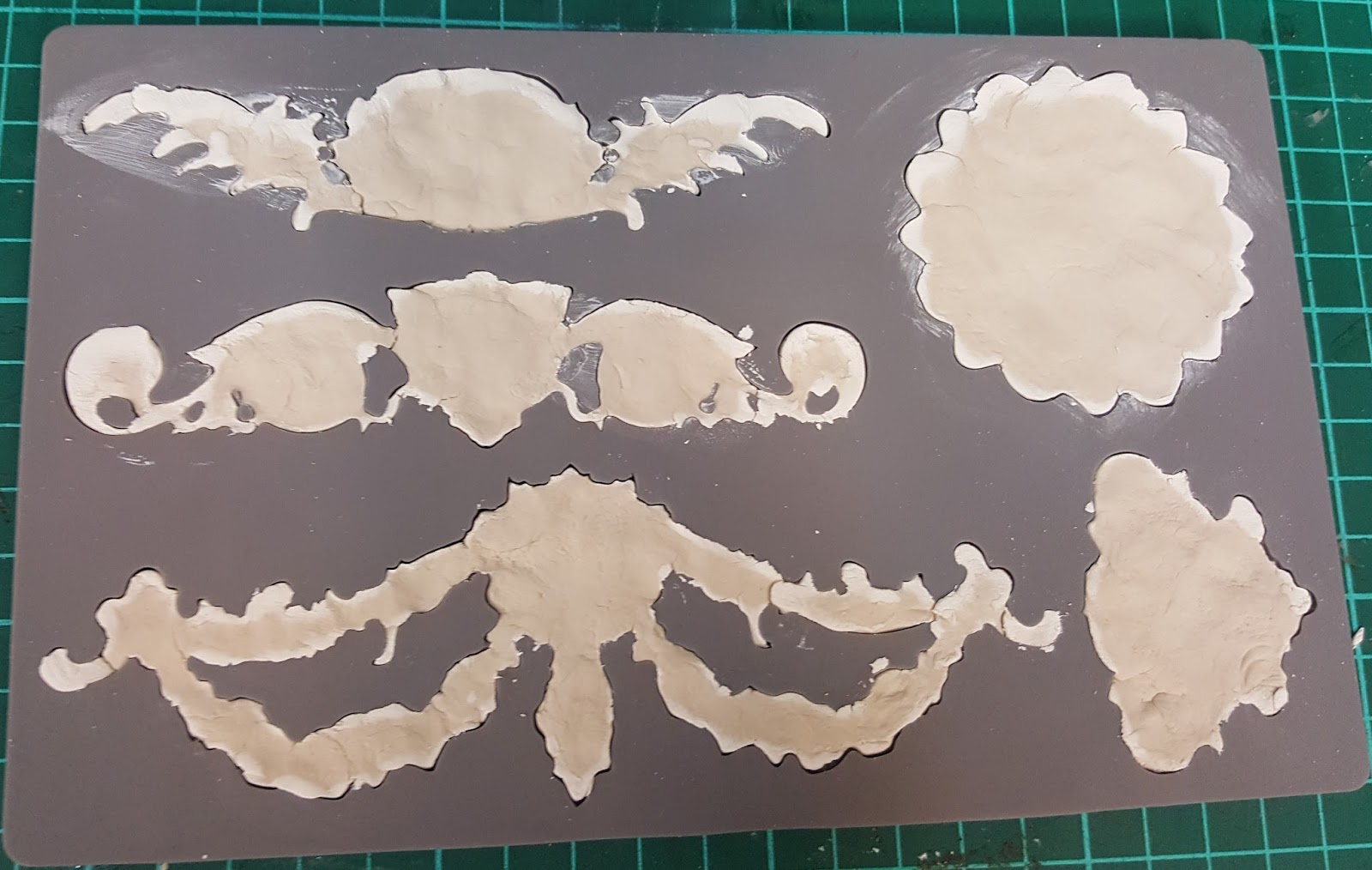 Crafters Corner Prima Marketing Paper clay and Vintage Art Decor Mould