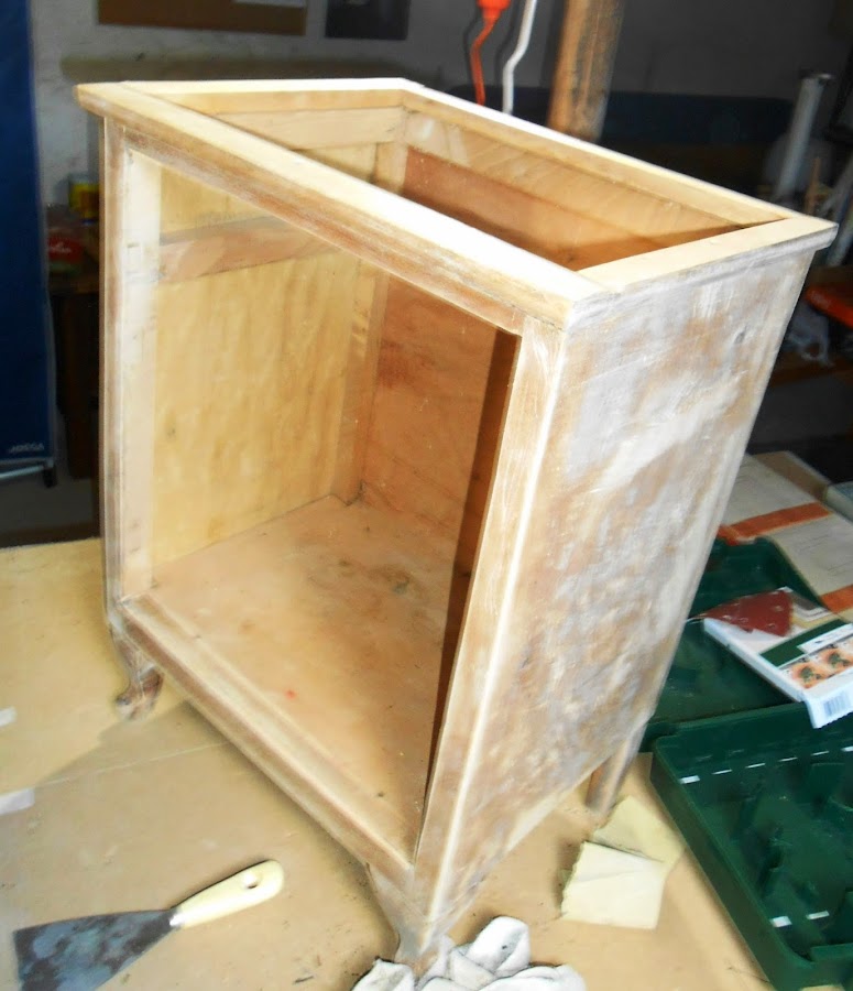 mesilla casa de muñecas