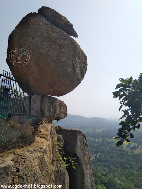 खल्लारी में अद्वितीय डोंगा पत्थर