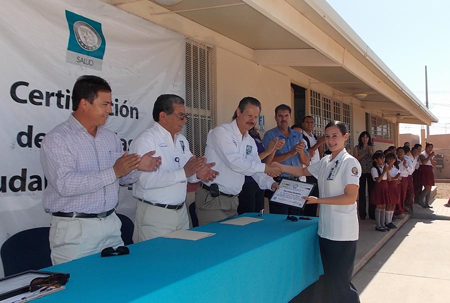 Escorpión De Agua Prieta Certifican la primera escuela Saludable y