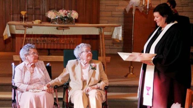 Pareja de lesbianas de Iowa de 72 años finalmente se casa