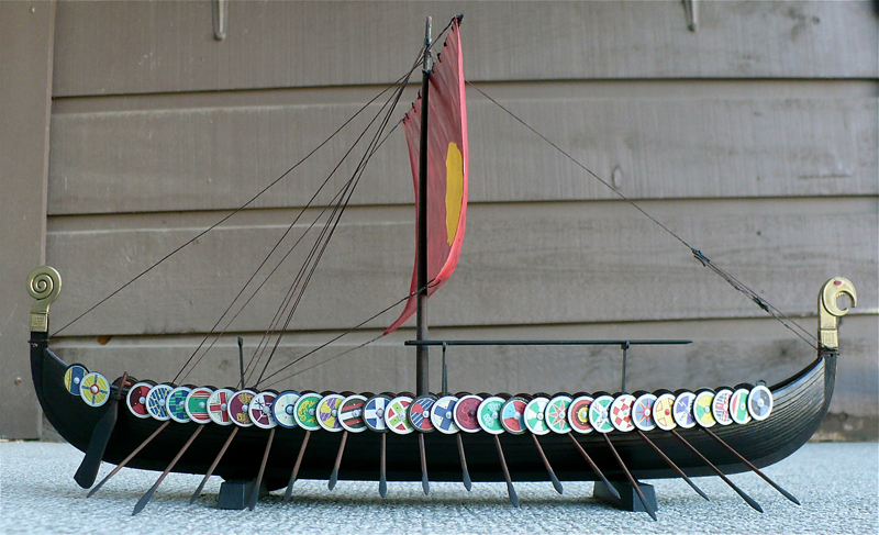 The Great Canadian Model Builders Web Page!: Viking Ship