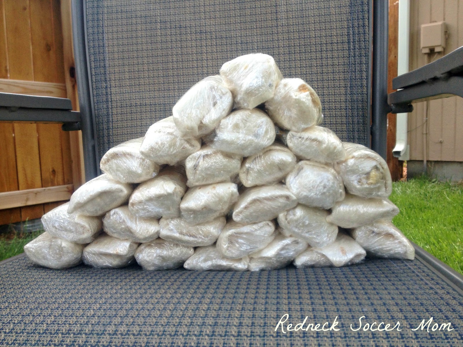 redneck-soccer-mom-make-and-freeze-breakfast-burritos