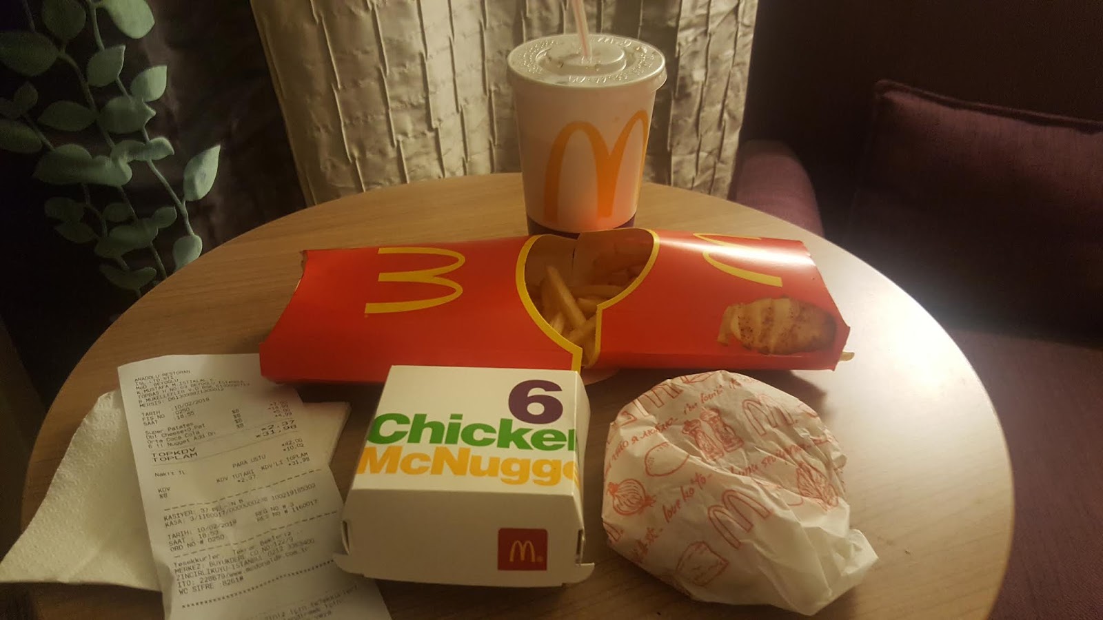 Alice In The Yummyland Mcdonald