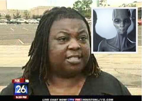 Mujer afirma haber sido secuestrada por extraterrestres y estar embarazada a pesar de ser esteril.