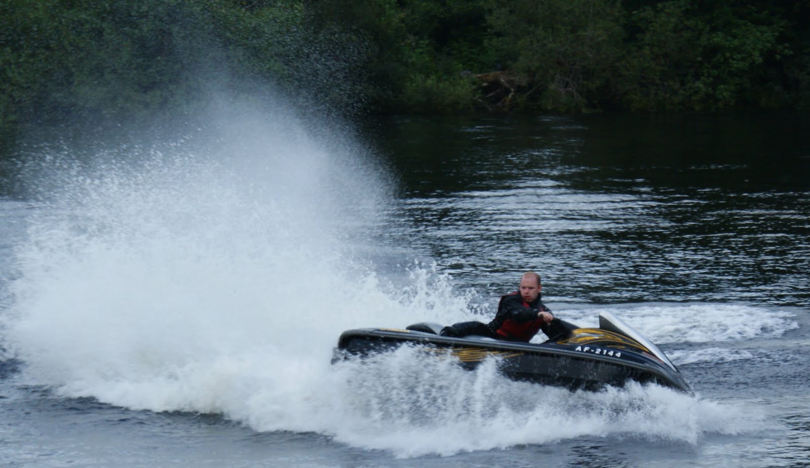 Tour Scotland Tour Scotland Photographs Jet Ski River Tay Perthshire